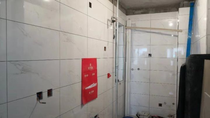 楓景園小區(qū)19號(hào)樓84㎡-瓦工階段