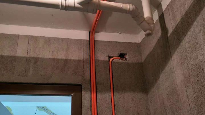 花語(yǔ)城8號(hào)樓在施工地-水電階段