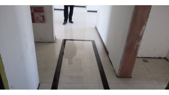 德榮文景5號樓在施工地-瓦工階段