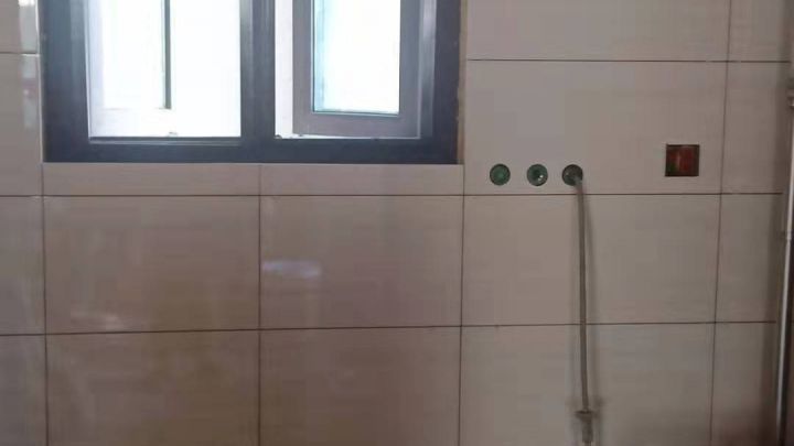 領(lǐng)航城43號樓190平米在施工工地-木瓦工階段