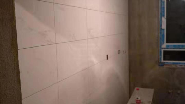 領(lǐng)航城小區(qū)6號(hào)樓129平米在施工地-瓦工階段